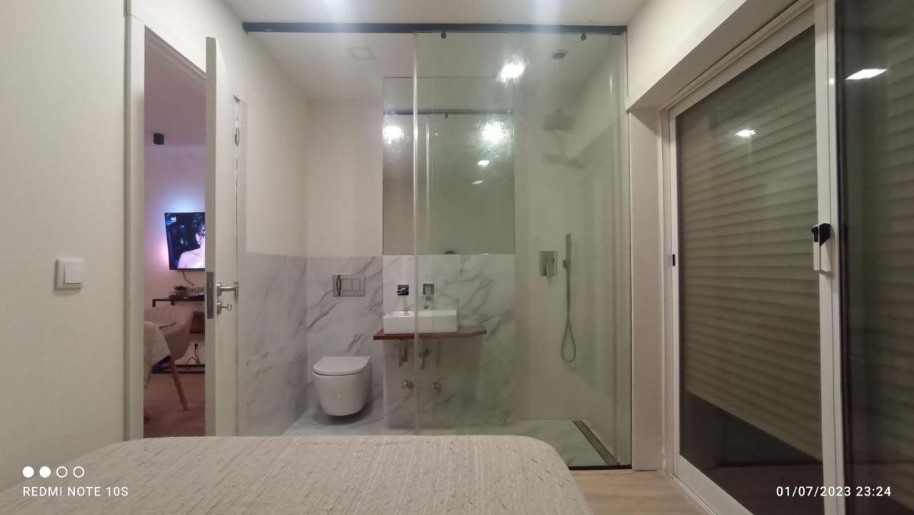 Vista Mar Apartment เวียนา โด กัสเตโล ภายนอก รูปภาพ